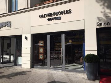 Abre en Berlín la marca de gafas de lujo Oliver Peoples